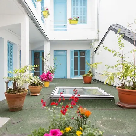 Le Pavillon Bleu Apartment Lourdes